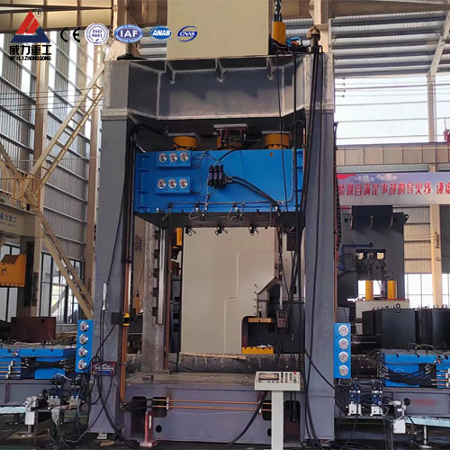 200噸框架式液壓機(伺服高端機型) 200噸框架式液壓機(伺服高端機型)